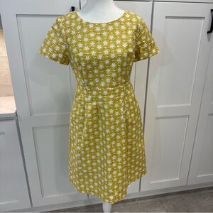 Boden Yellow retro mod Floral Women's Dress Daisy cottage core sz 6 petite
